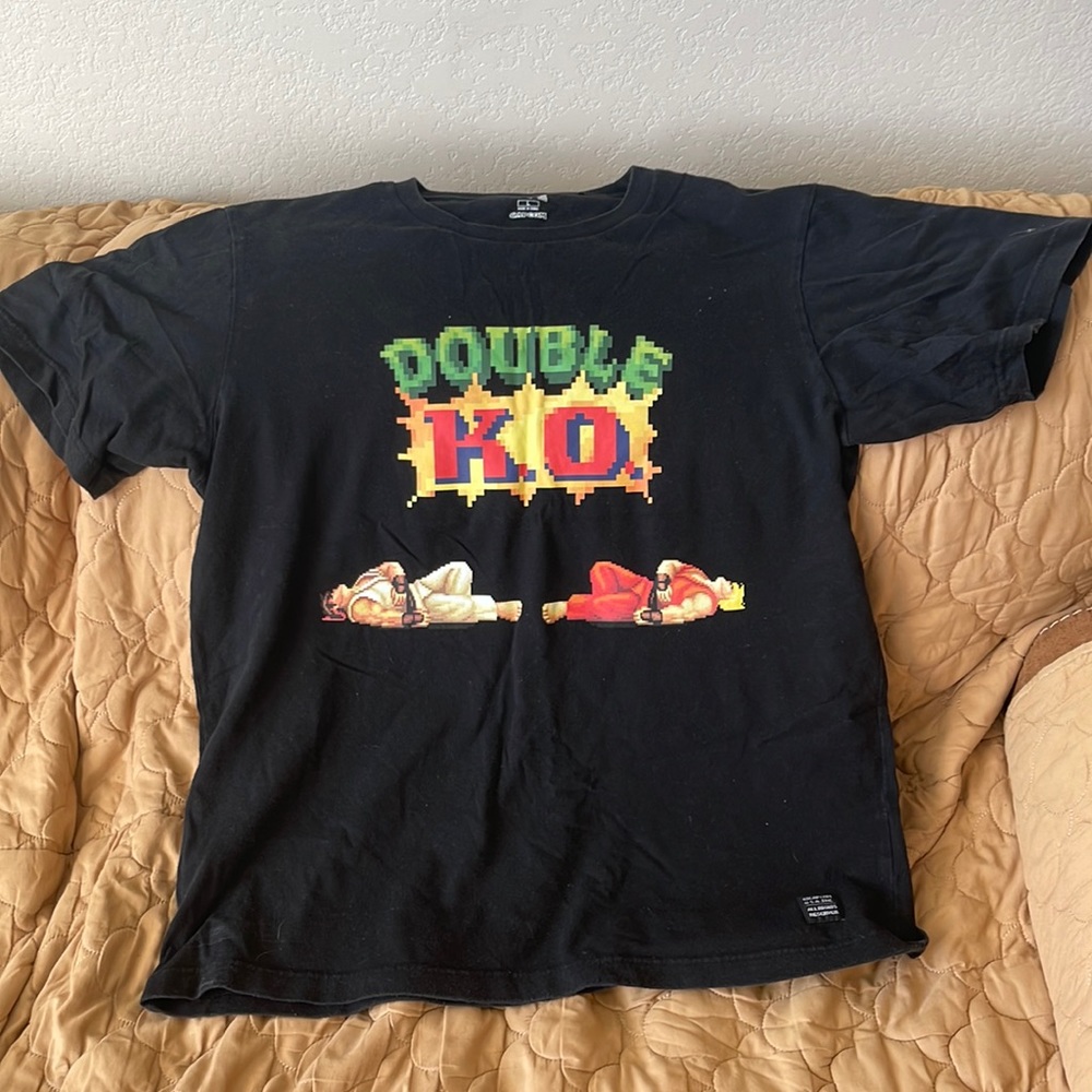UNIQLO CAPCOM DOUBLE KO